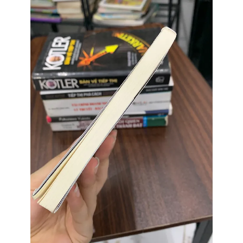 Triết lý kinh doanh của Inamori Kazuo – Nikkei Top Leader 553628