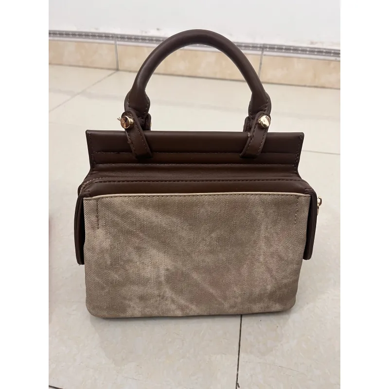 Túi Chio màu nâu 757516