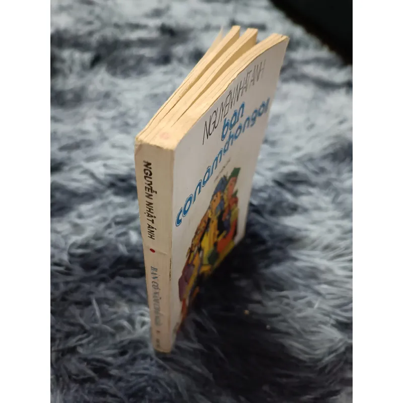 Bàn có chỗ ngồi (Nguyễn Nhật Ánh) 693357