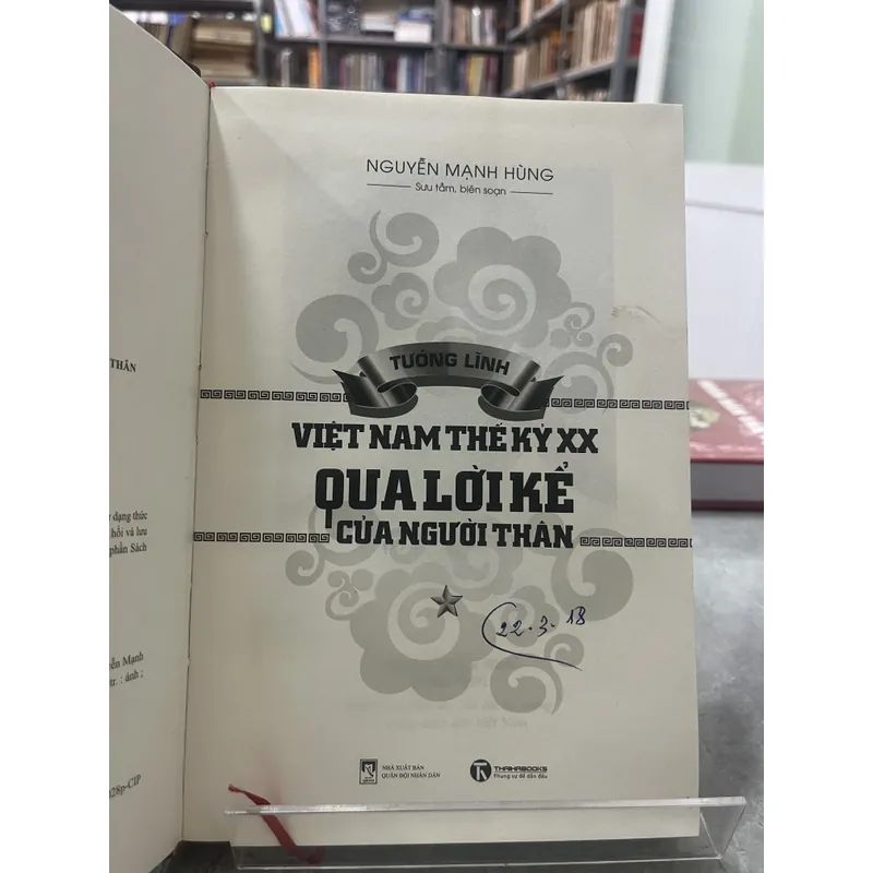VIỆT NAM THẾ KỶ XX QUA LỜI KỂ CỦA NGƯỜI THÂN - NGUYỄN MẠNH HÙNG 731152