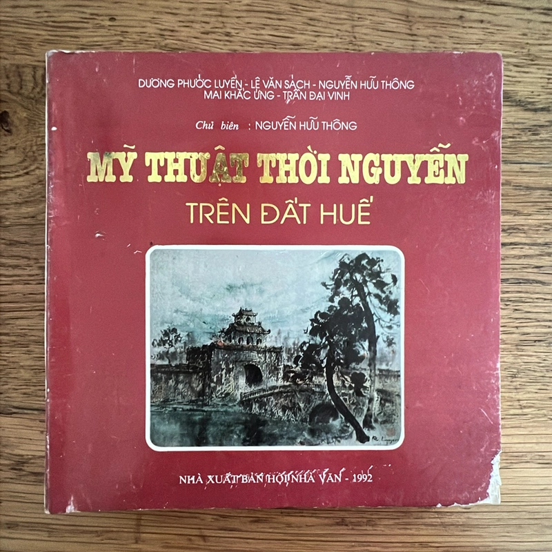 Mỹ Thuật Thời Nguyễn trên đất Huế 453623