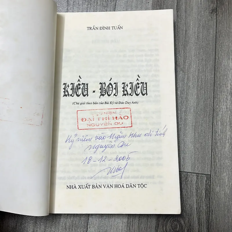 Kiều- bói kiều. 3b3 574936
