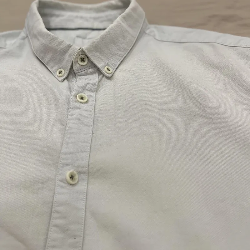 Sơ mi routine màu xanh nhạt form fitted size L 729079