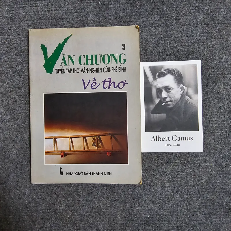 Tạp chí văn chương về thơ 1001283