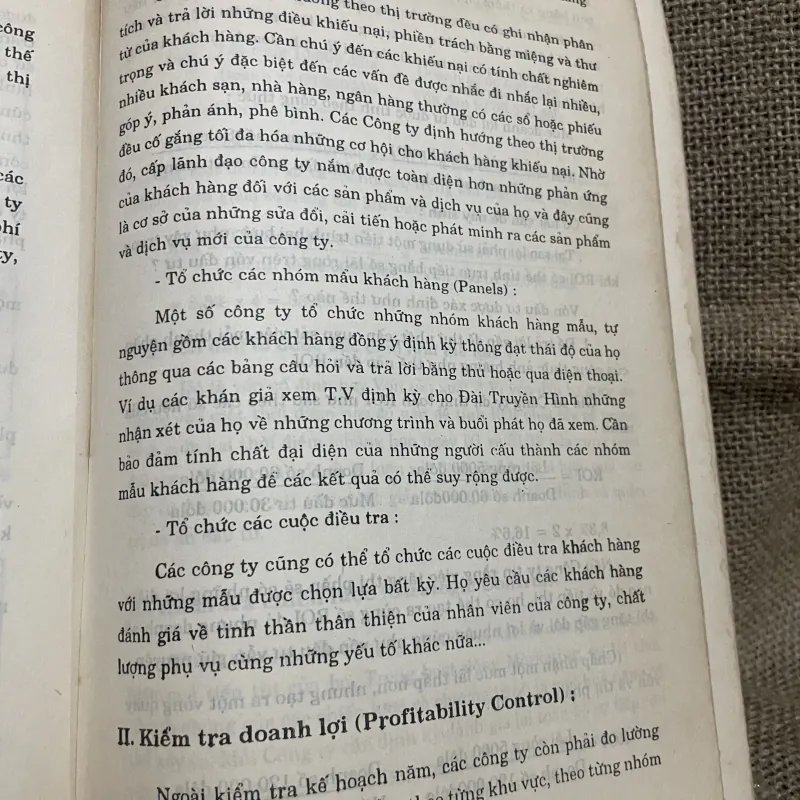 VŨ THẾ PHÚ - QUẢN TRỊ MARKETInG (Tài liệu lưu hành nội bộ) 748202