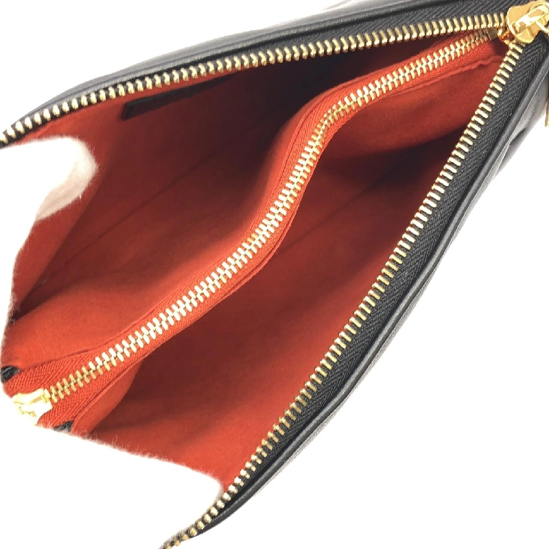 Túi đeo vai Louis Vuitton Coussin BB M20574 - Hàng hiệu Chính hãng 801620