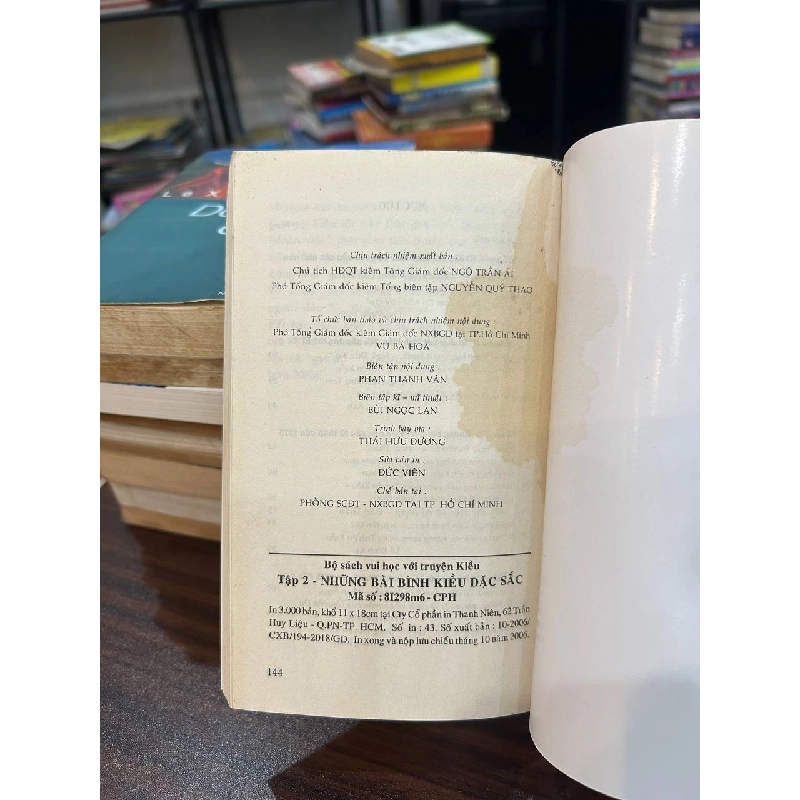 Những bài bình Kiều đặc sắc - Trầm Đan Quế (tầm và biên soạn) 936706