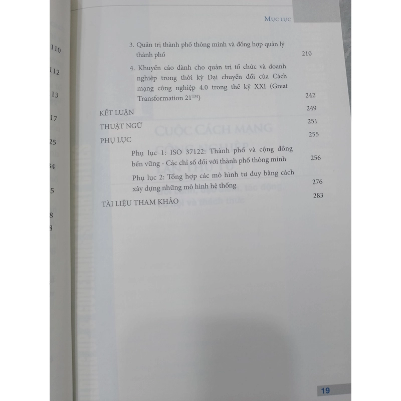 XÂY DỰNG VÀ QUẢN TRỊ THÀNH PHỐ THÔNG MINH - NGUYỄN VĂN THÀNH
 530952
