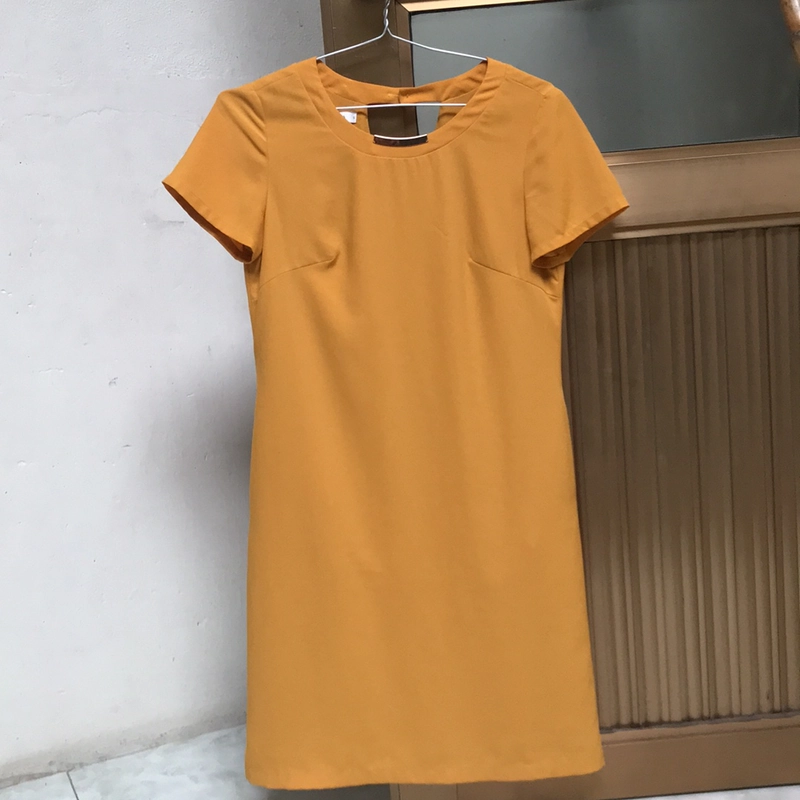 Đầm xuông vàng mềm mát, chất đẹp 460123