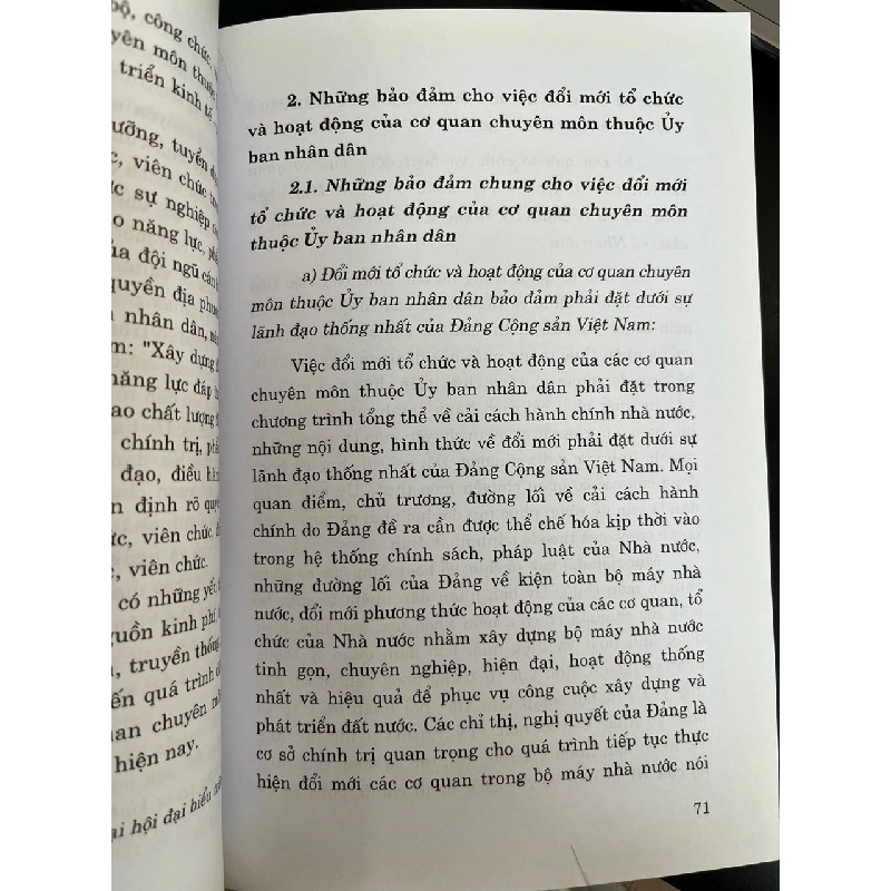 Đổi mới tổ chức và hoạt động của cơ quan chuyên môn thuộc uỷ ban nhân dân ở Việt Nam hiện nay - TS. Tạ Quang Ngọc 745091