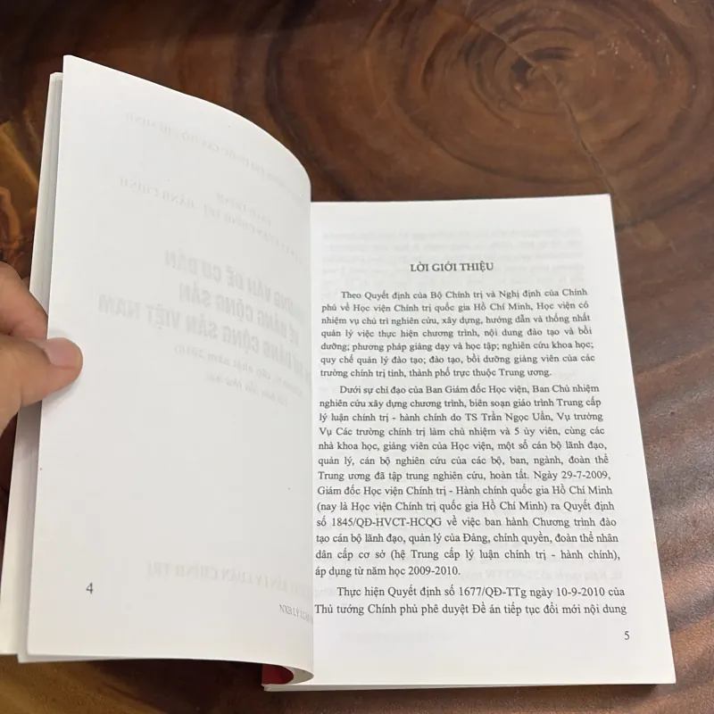 I Chính Trị: Những Vấn Đề Cơ Bản Về Đảng Cộng Sản Và Lịch Sử Đảng Cộng Sản Việt Nam - 2020 1039582
