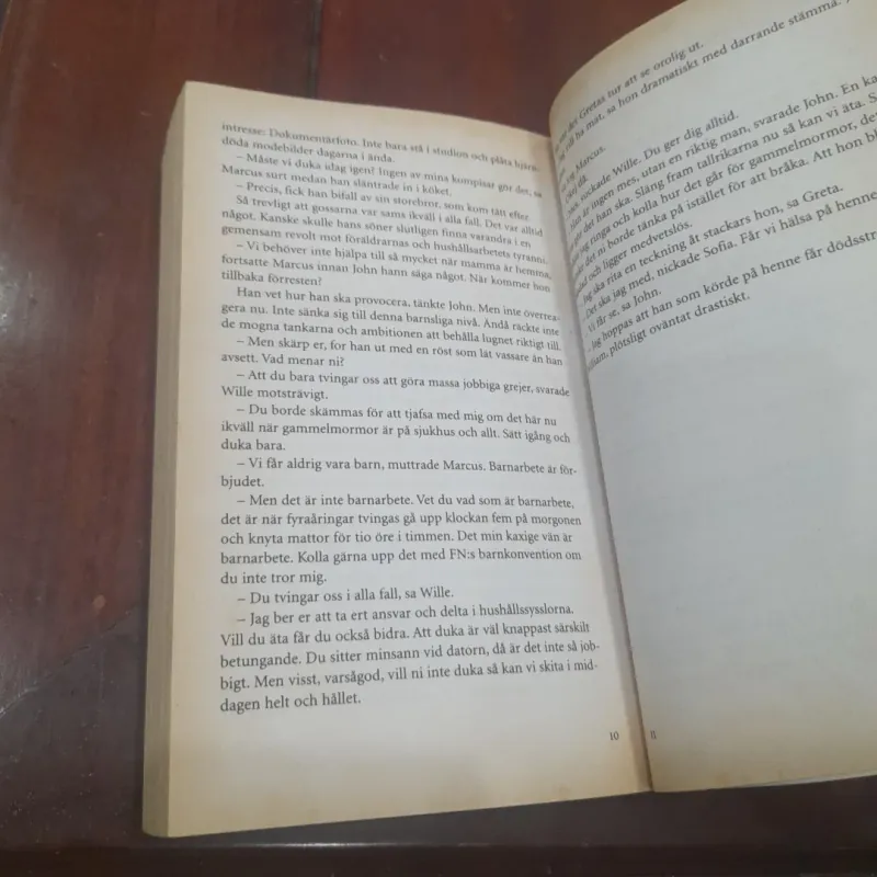 KATERiNA JANOUCH - Tigerkvinnan 791158