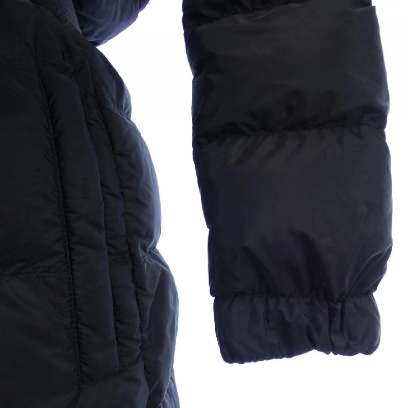 【Mã giảm giá】Áo khoác lông vũ PRADA 635328