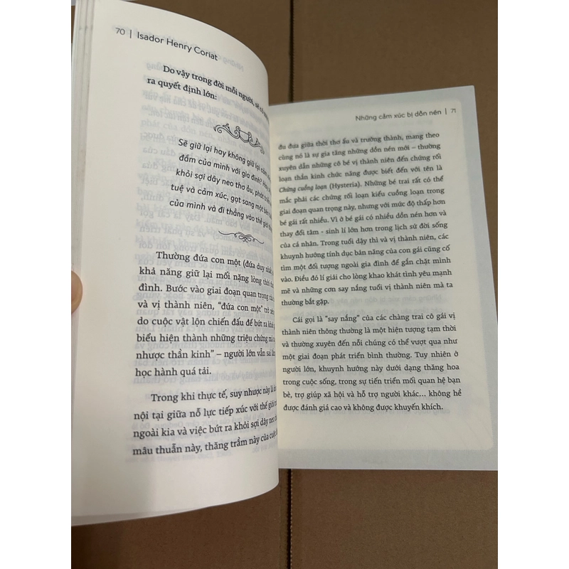 Những cảm xúc bị dồn nén 473854