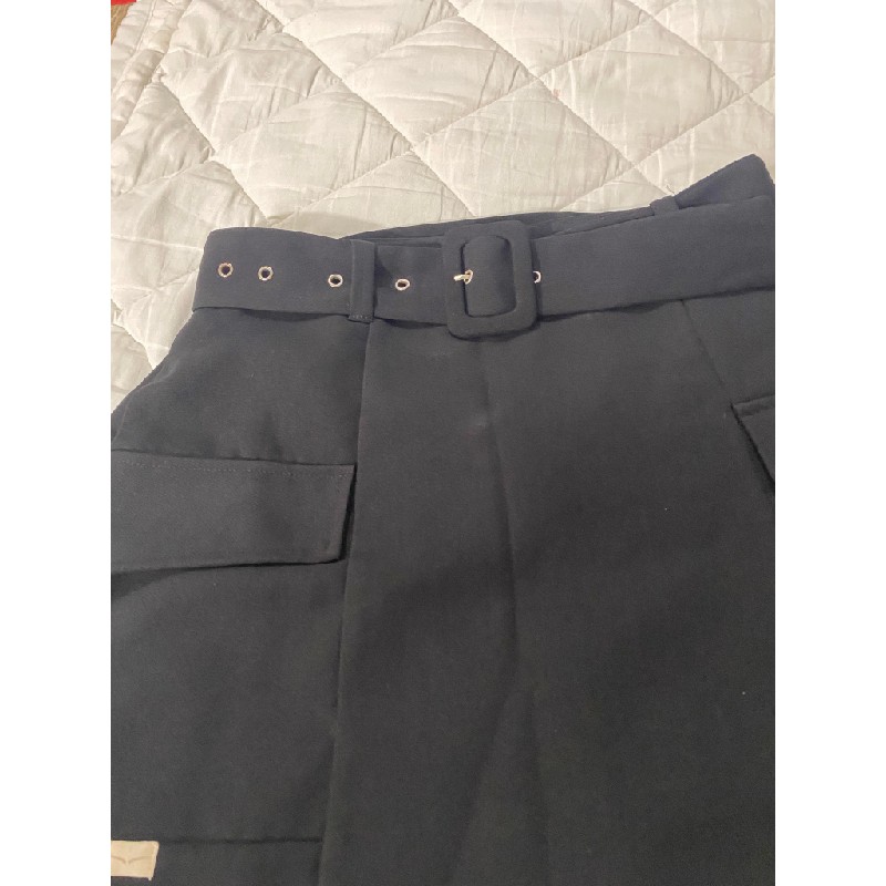Chân váy local brand SSSTUTTER như mới 16080