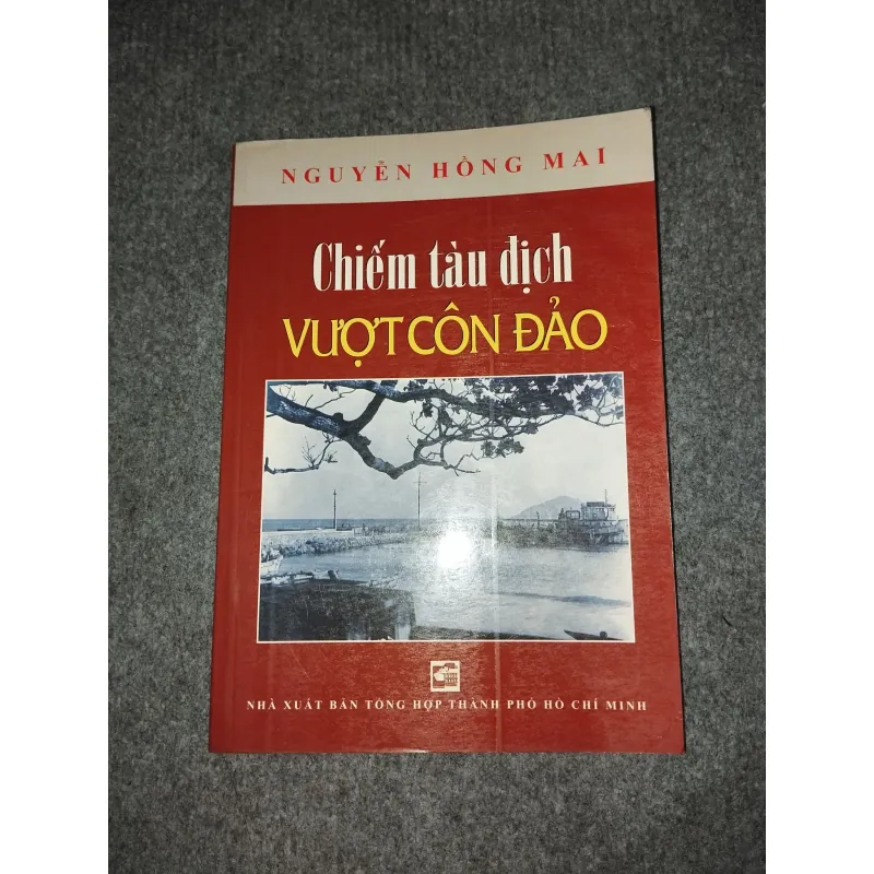 CHIẾM TÀU ĐỊCH VƯỢT CÔN ĐẢO 570634