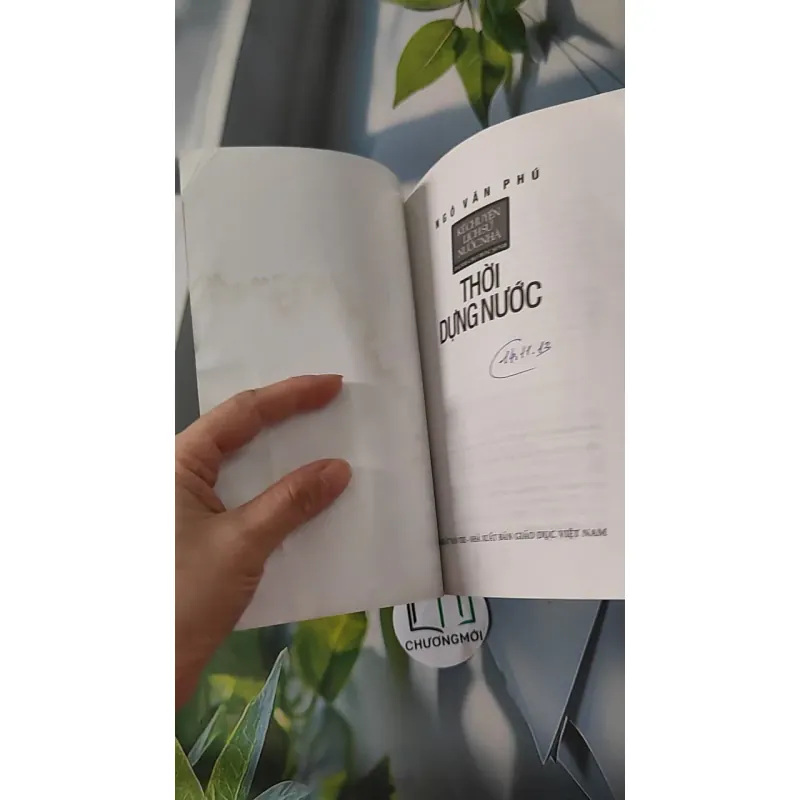 Kể chuyện lịch sử nước nhà dành cho học sinh - Thời dựng nước - Ngô Văn Phú 970241