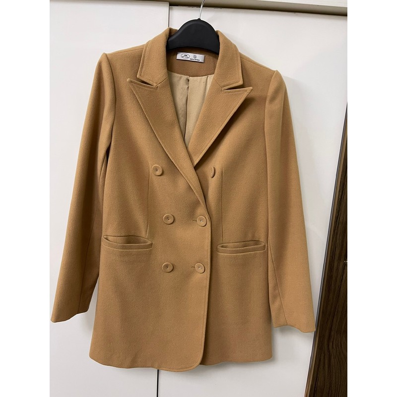 Áo blazer JM size S màu vàng be tương đối mới do rất ít sử dụng 78290