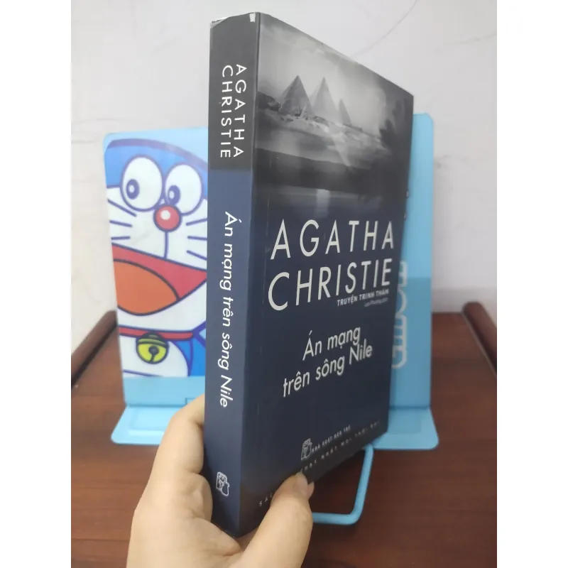 Sách: Án mạng trên sông Nile - TG: Agatha Christie 968745