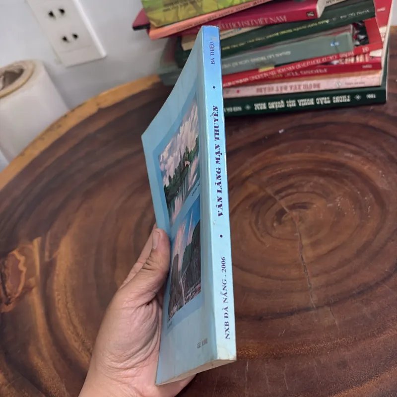 II Thơ: Vân Lãng Mạn Thuyền - Bá Thiệu - 2006 1022449