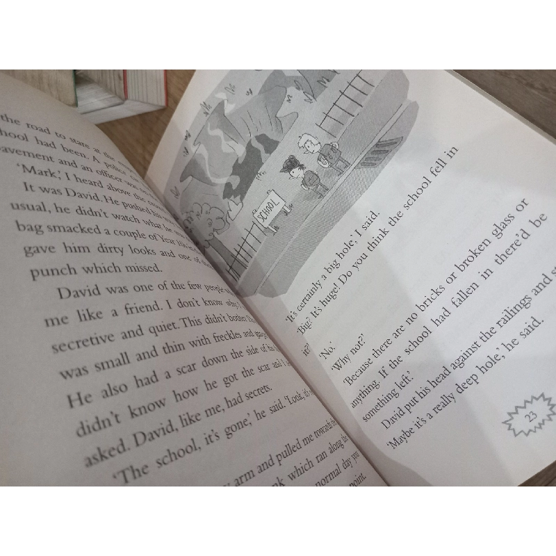 Captain valiant and me: Revenge of the black phantom - Adam Britten 704161