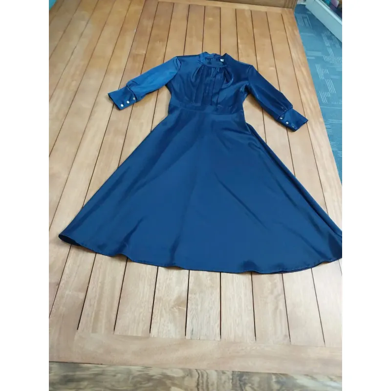 VÁY LỤA XANH NAVY – THƯƠNG HIỆU ITALY, 1023160