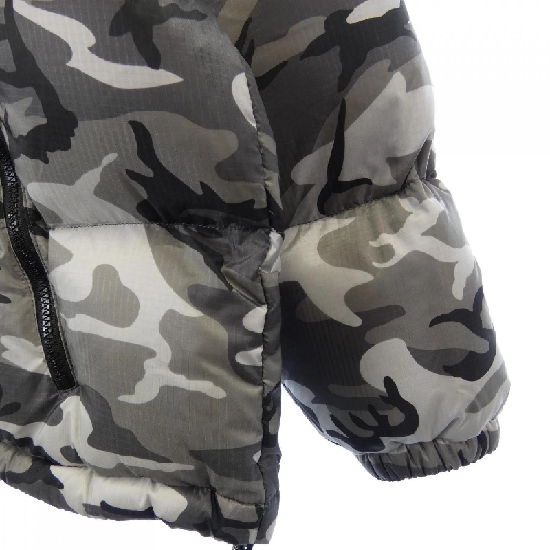 Áo khoác lông vũ CELINE - Hàng hiệu Authentic 899636