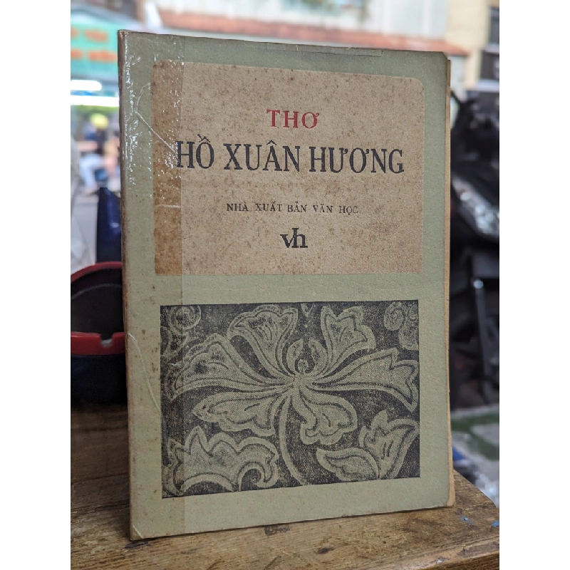 THƠ HỒ XUÂN HƯƠNG - NGUYỄN LỘC TUYỂN CHỌN 136534