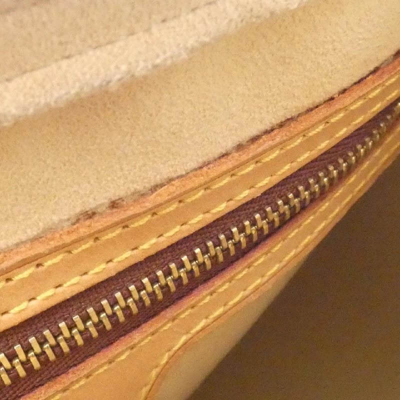 Túi xách vai Louis Vuitton Monogram Looping MM M51146 610744