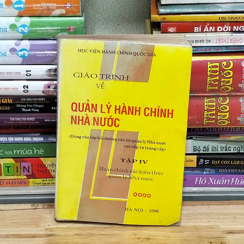 Giáo trình về quản lý hành chính nhà nước  575962