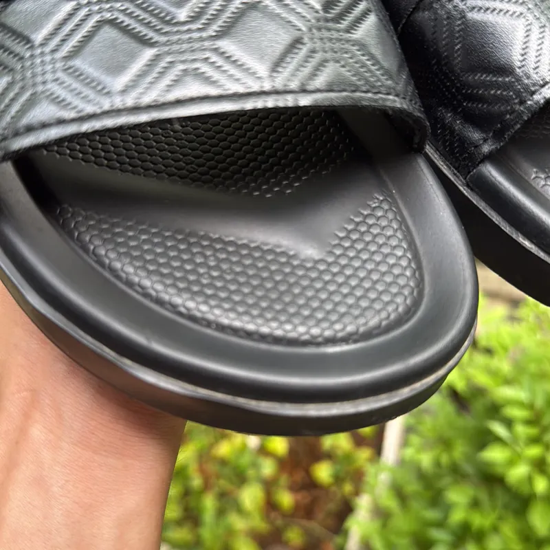 Dép Quai Ngang Nam Cũ  674586