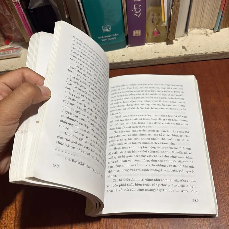 II Văn Hoá: Một Số Vấn Đề Về Văn Hoá Văn Nghệ - GS.TS. Trần Văn Bính - 2007 1012883
