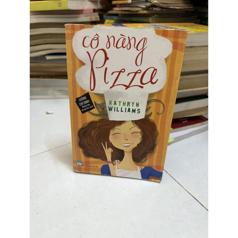 Cô nàng pizza 593526