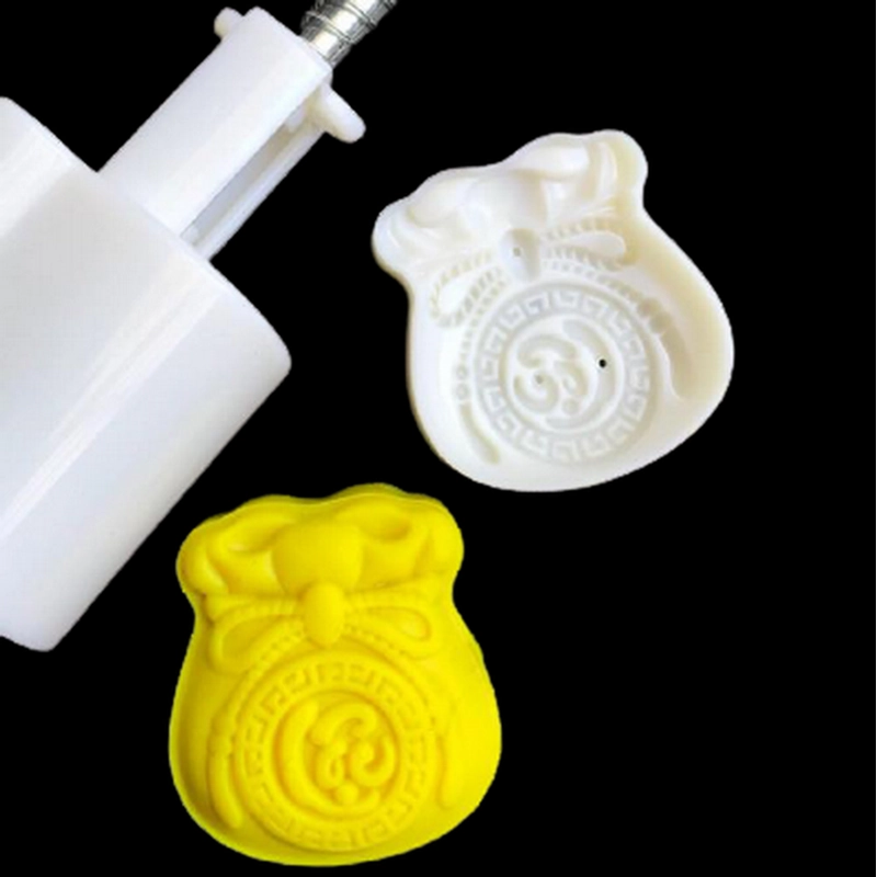 Khuôn trung thu lò xo, khuôn ép xôi túi tiền chữ Lộc loại 50 gram - Mã số 1131 338416