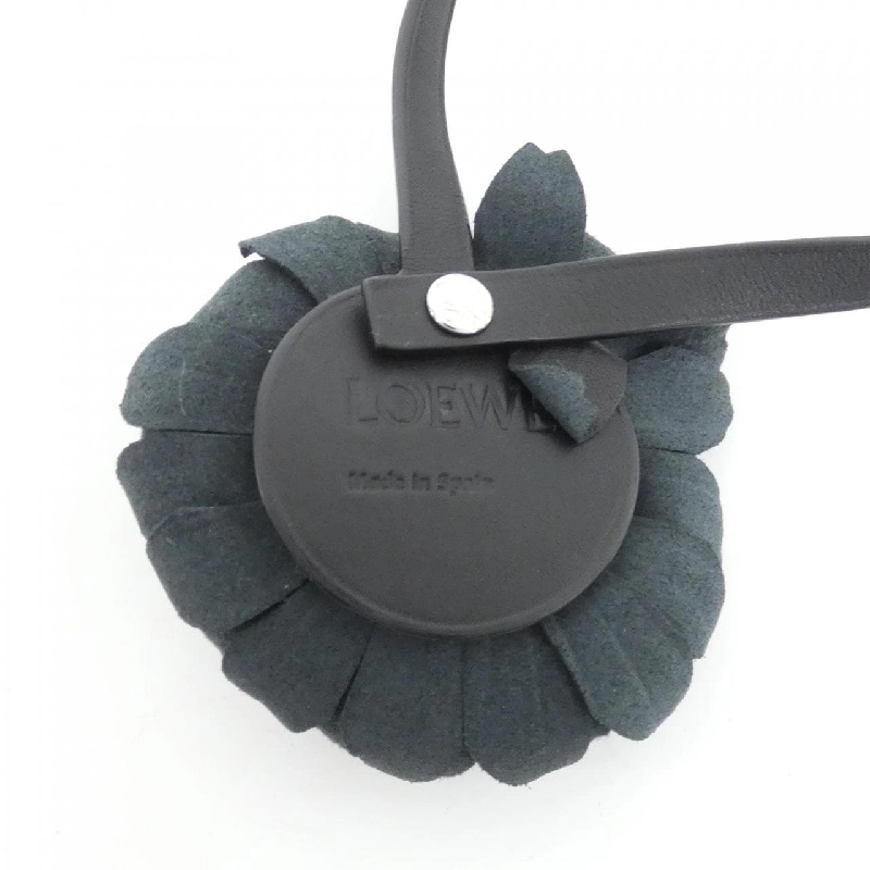 Móc khóa hoa hồng cổ điển Loewe ANCIEN ROSE 100 18 104 623054