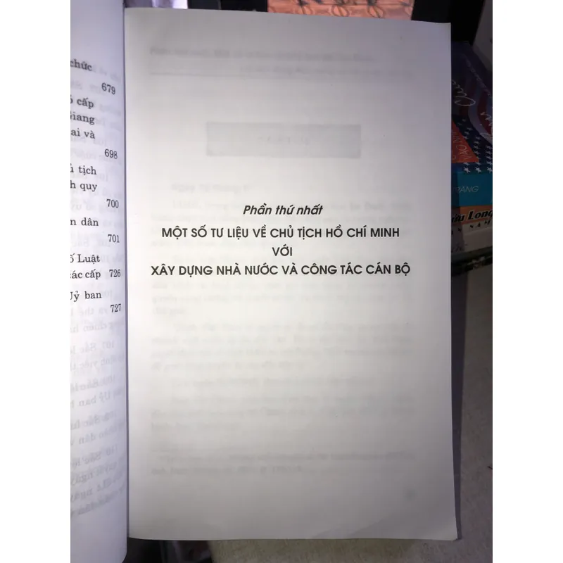Chủ tịch Hồ Chí Minh với xây dựng nhà nước và công tác cán bộ 698700