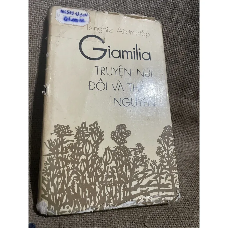 Giamila truyện núi đồi và thảo nguyên - NXB Cầu vồng, in t 994204