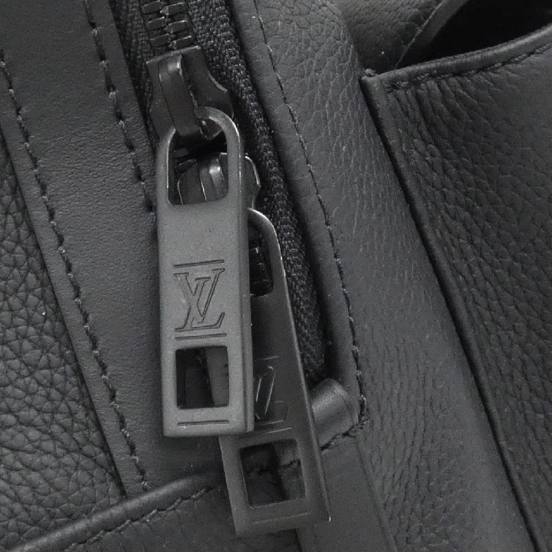 Ba lô Louis Vuitton LV Aerogram Takeoff M57079 609479