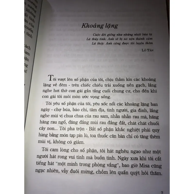 Còn Khóc Ngon Lành - Lê Giang 934678