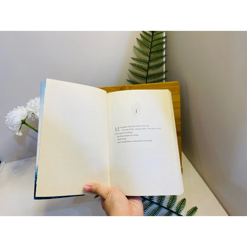 [Sách 2hand từ US] Like new 90% - Radiance - Alyson Noël 477980