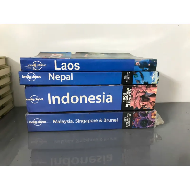 BỘ SÁCH HƯỚNG DẪN DU LỊCH KINH ĐIỂN LONELY PLANET 598546