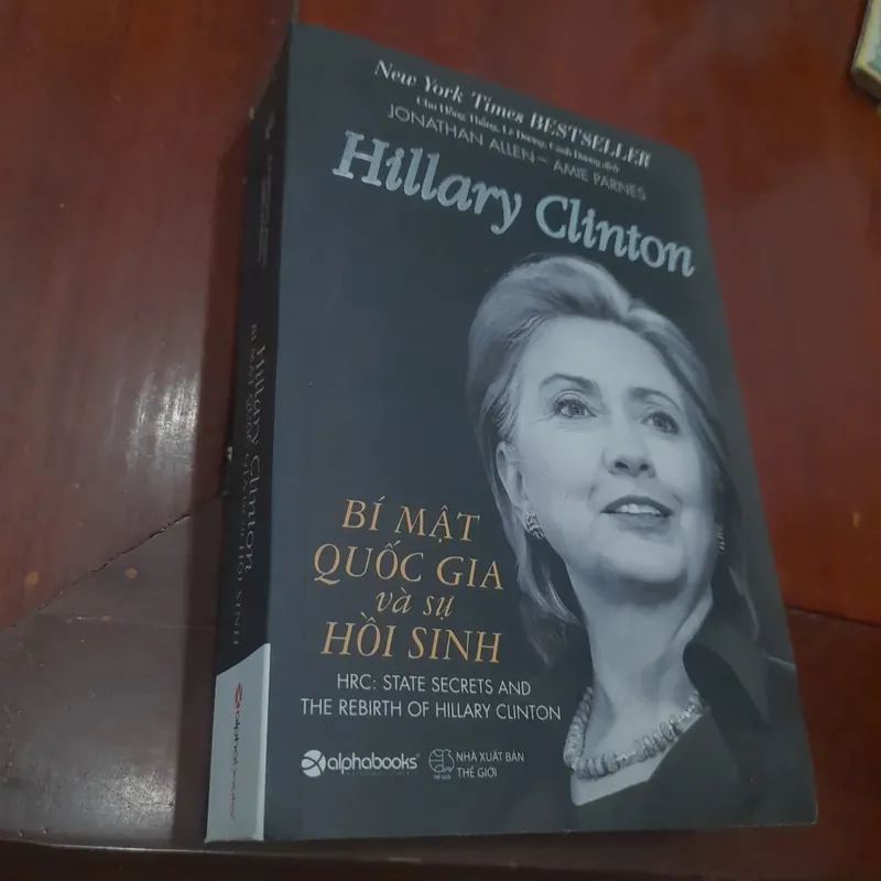 HILLARY CLINTON, bí mật quốc gia và sự hồi sinh 740164