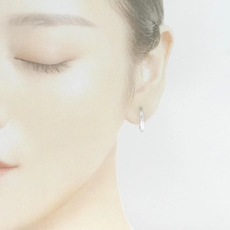 K18WG Bông tai kim cương 0.42CT - Hàng hiệu Chính hãng 870837