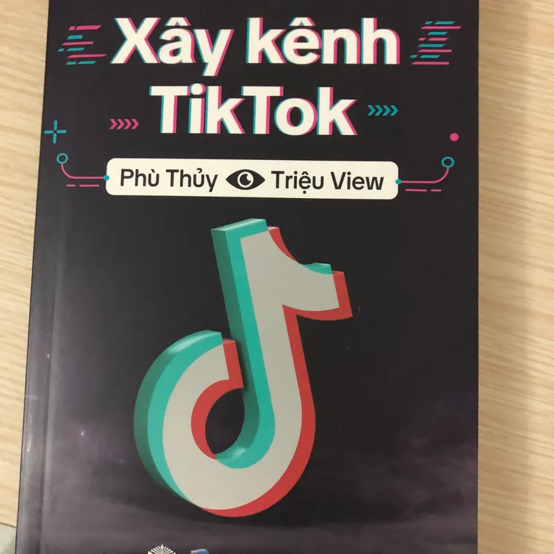 Sách Tiktok  562271