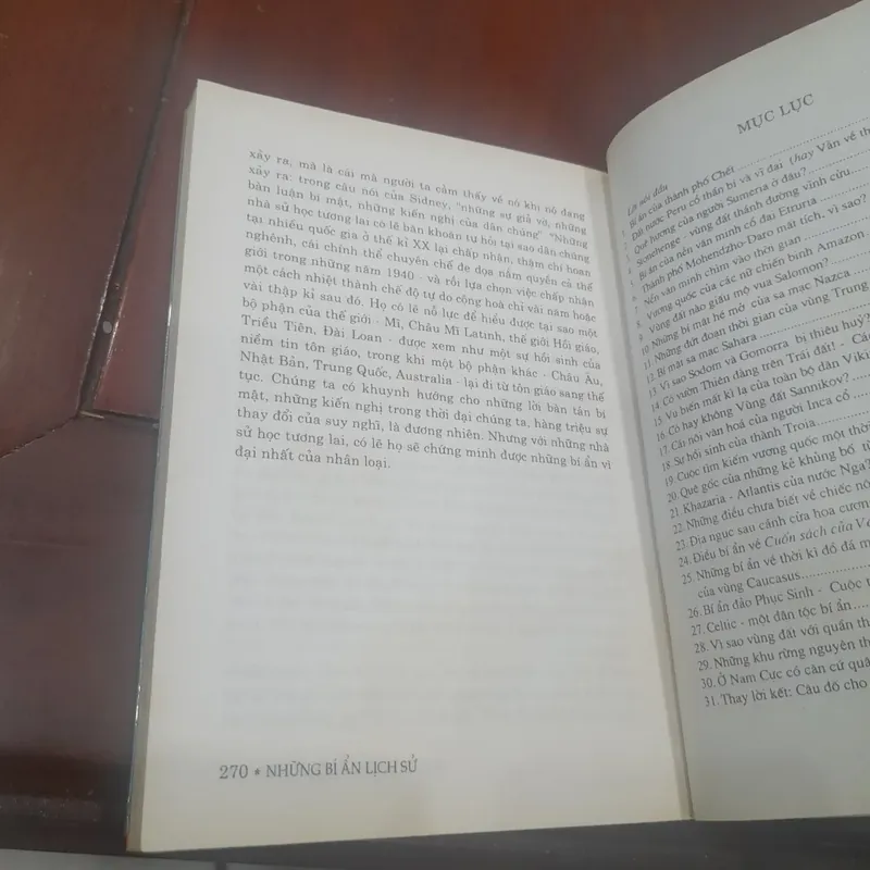 NHỮNG VÙNG MIỀN BÍ ẨN (Đoàn Tử Huyến chủ biên) 674260