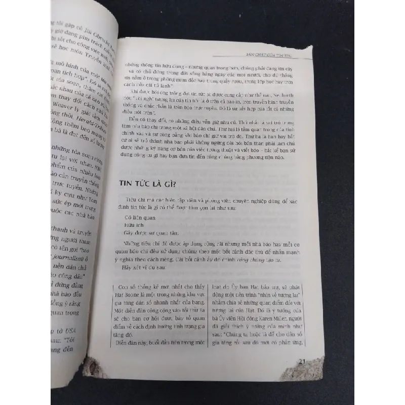 Nhà báo hiện đại - News reporting and writing mới 70% ố bẩn rách sách 2007 HCM1008 The Missouri Group KỸ NĂNG 339664