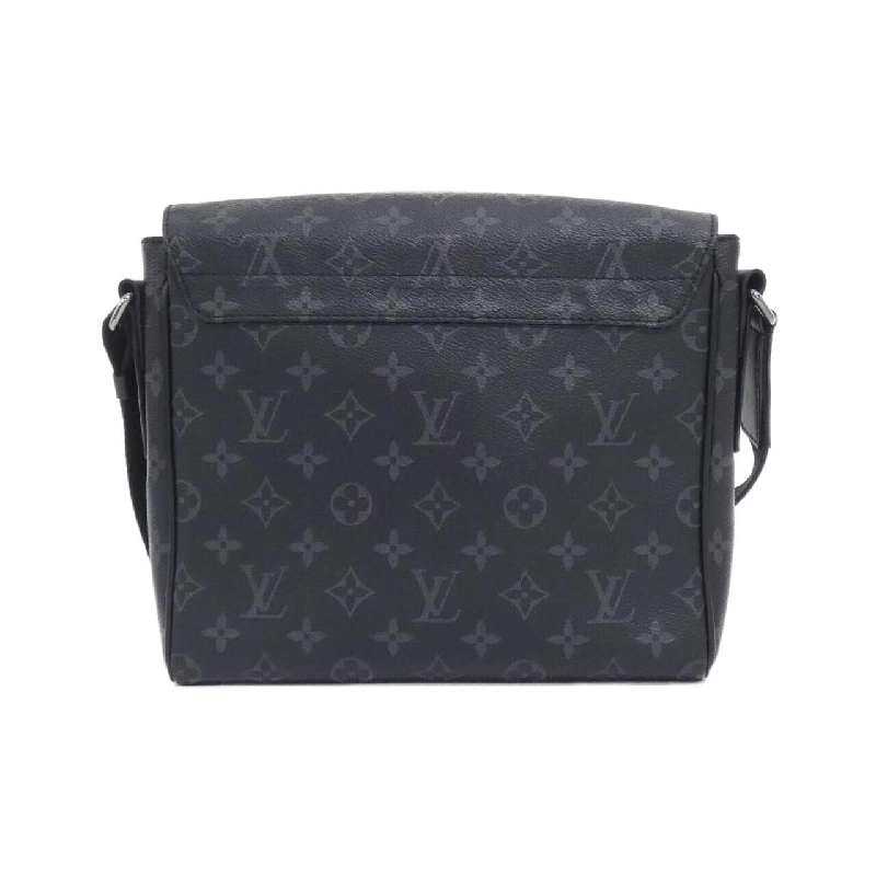 Túi xách vai Louis Vuitton Monogram Eclipse District PM M44000 - Hàng hiệu Authentic 801748