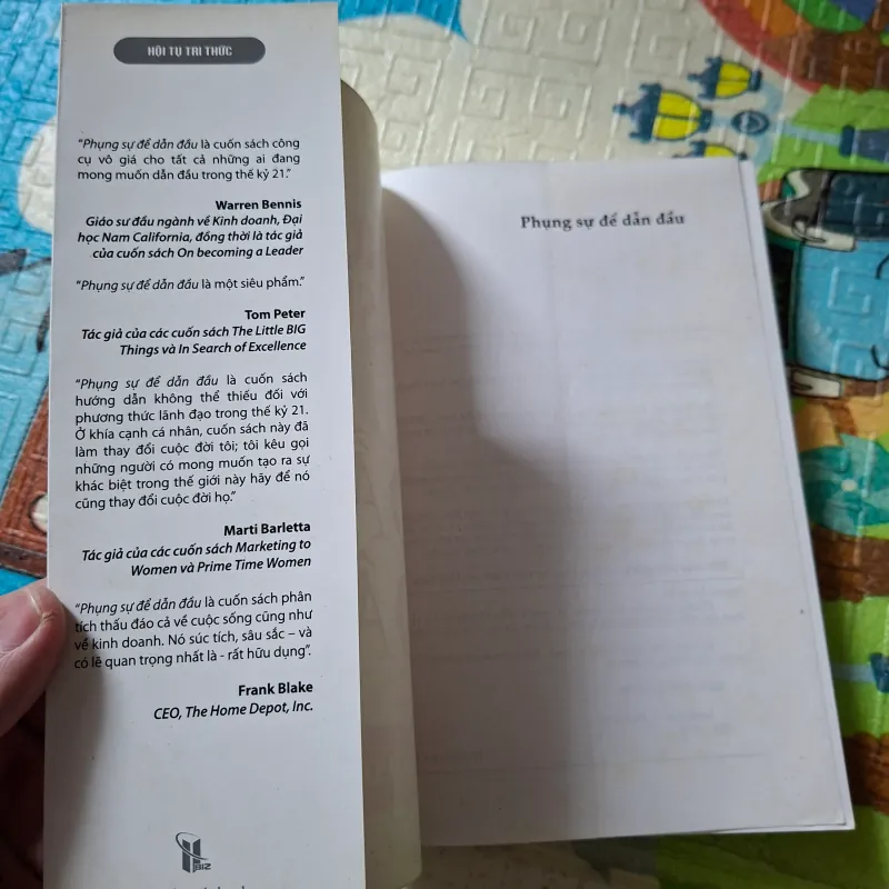 Phụng sự để dẫn đầu 799957