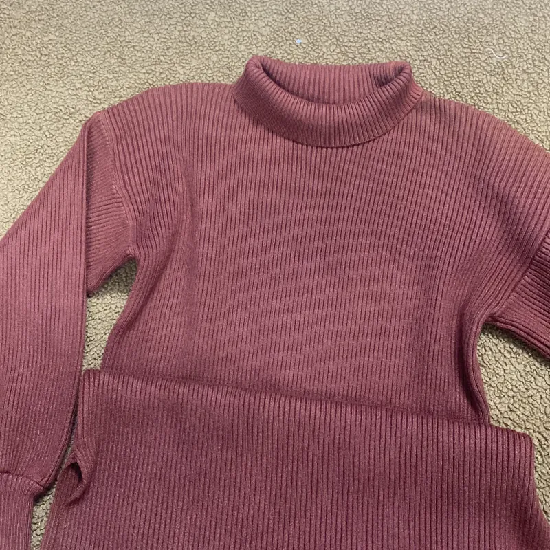 Đầm len dày xẻ tà 2 bên, dài tay có bo tay, cổ bẻ được  1011473