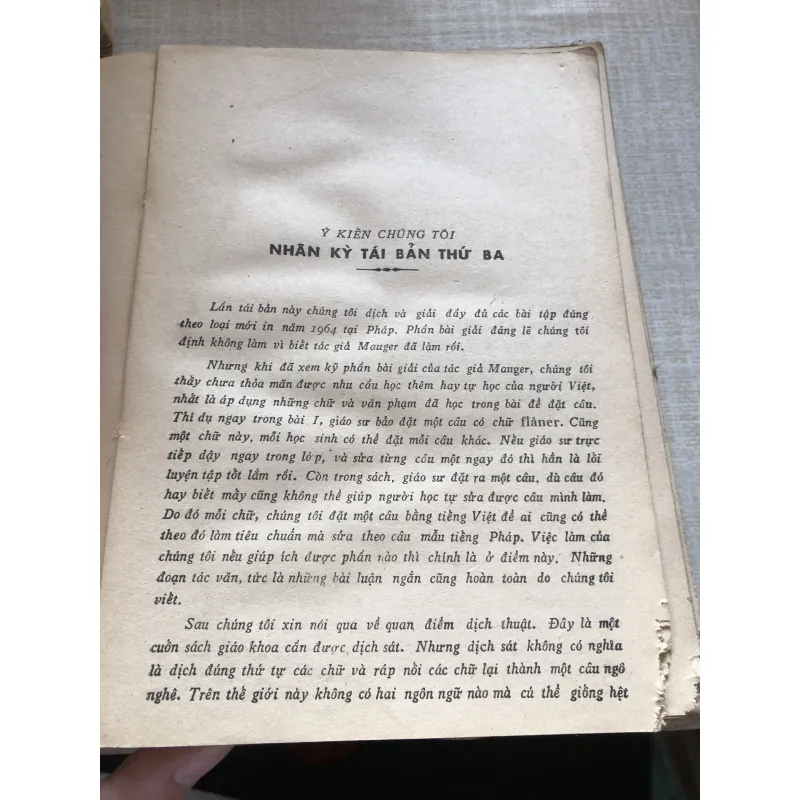 Bài học về ngôn ngữ và văn minh Pháp 993466